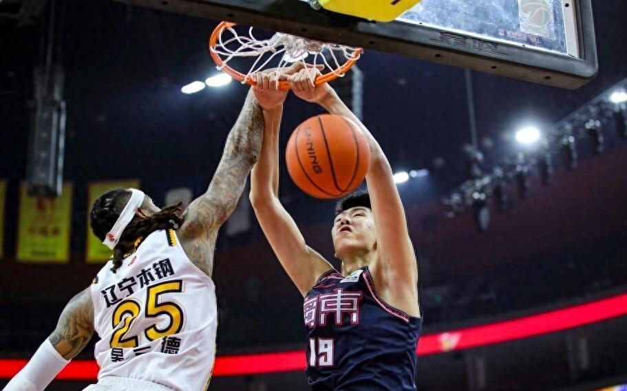 乐鱼官网-关于转折点！辽宁本钢内部沟通，NBA总决赛清晨攻防权衡，球迷炸锅，更衣室氛围转暖的信息